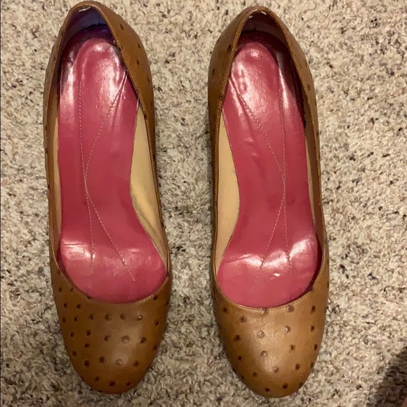 Kate Spade Light Brown Heels with Polka Dots - Picture 1 of 5